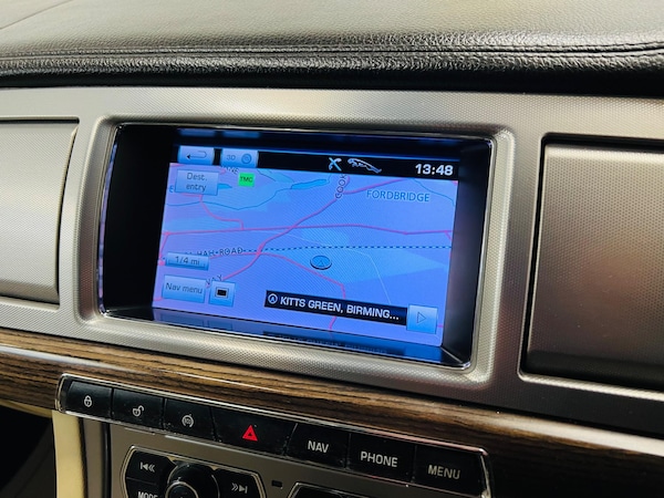 Used Jaguar XF 2012 for sale - 74680379: Photo 25
