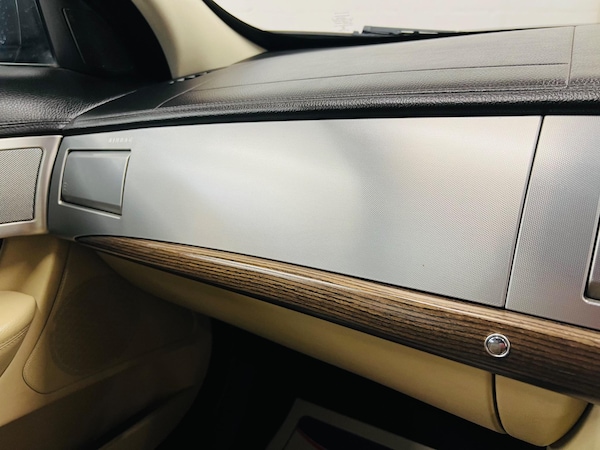 Used Jaguar XF 2012 for sale - 74680379: Photo 32