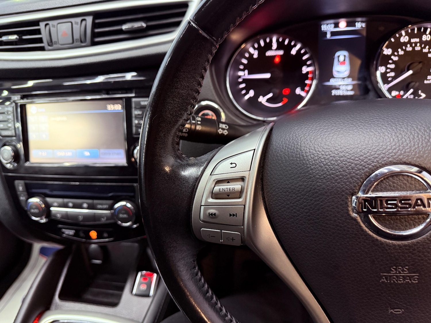 Used Nissan Qashqai 2017 for sale - 76336466: Photo 15