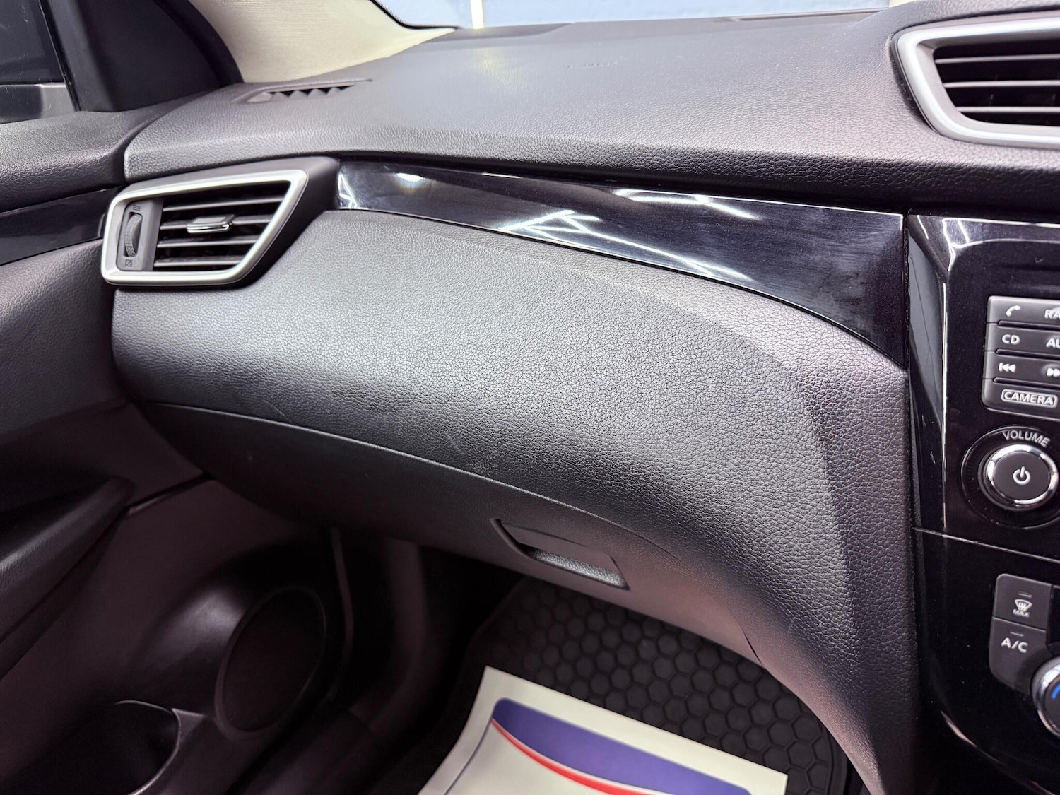 Used Nissan Qashqai 2017 for sale - 76336466: Photo 40