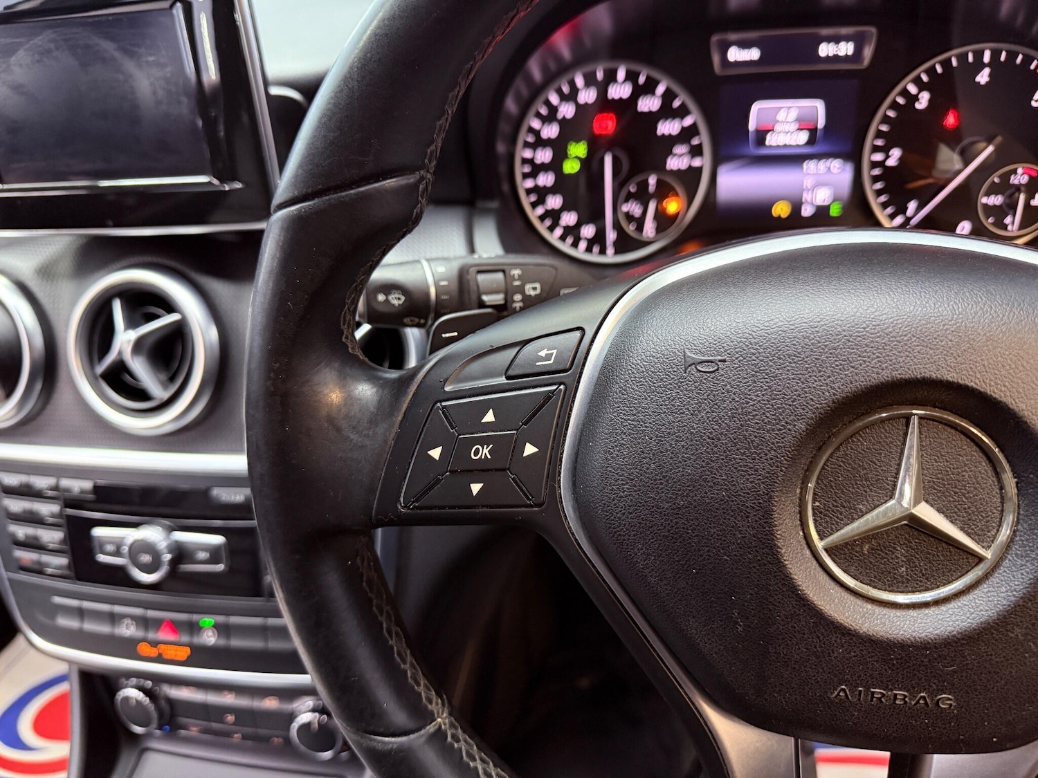 Used Mercedes-Benz A-Class 2015 for sale - 76926029: Photo 17