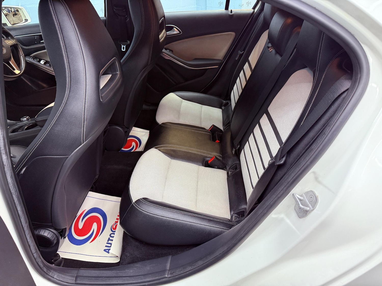 Used Mercedes-Benz A-Class 2015 for sale - 76926029: Photo 28