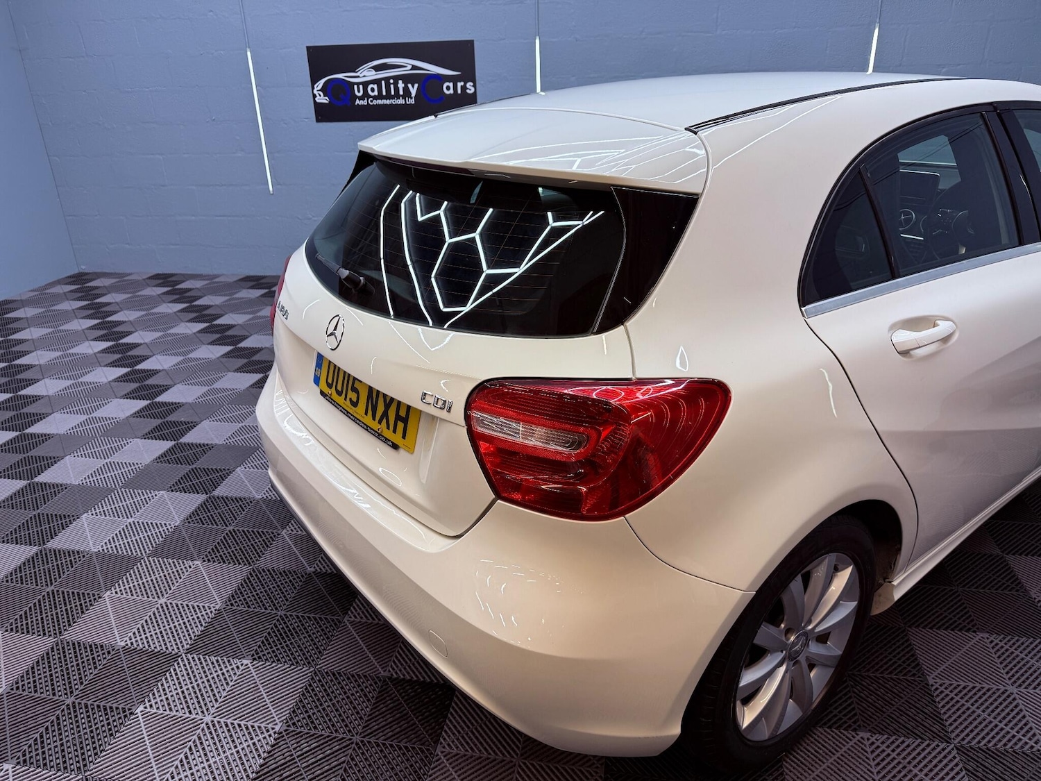 Used Mercedes-Benz A-Class 2015 for sale - 76926029: Photo 34