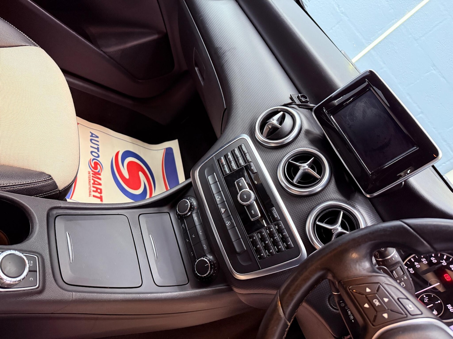 Used Mercedes-Benz A-Class 2015 for sale - 76926029: Photo 43