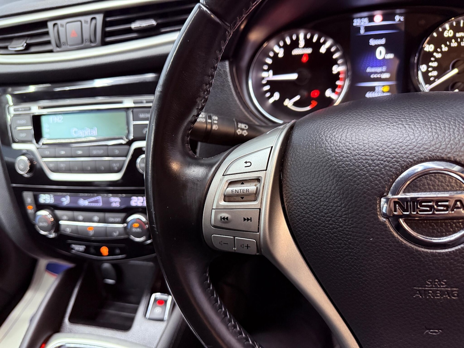 Used Nissan Qashqai 2015 for sale - 76336551: Photo 19