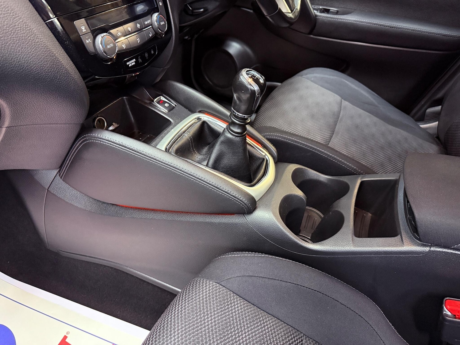 Used Nissan Qashqai 2015 for sale - 76336551: Photo 23