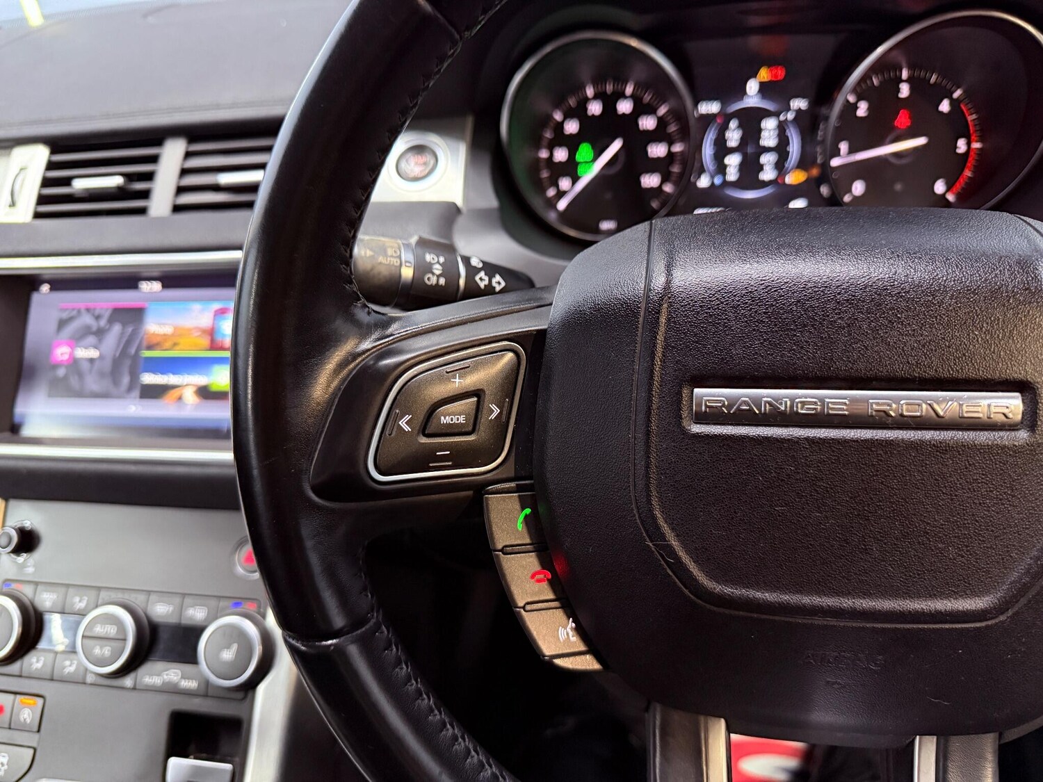 Used Land Rover Range Rover Evoque 2016 for sale - 76432130: Photo 21