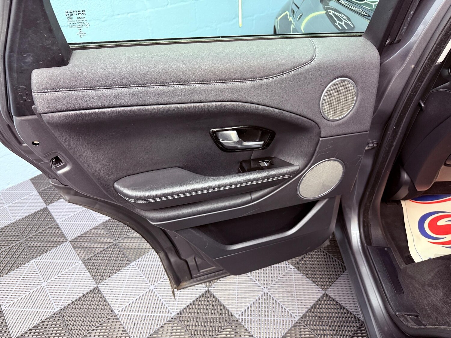 Used Land Rover Range Rover Evoque 2016 for sale - 76432130: Photo 32