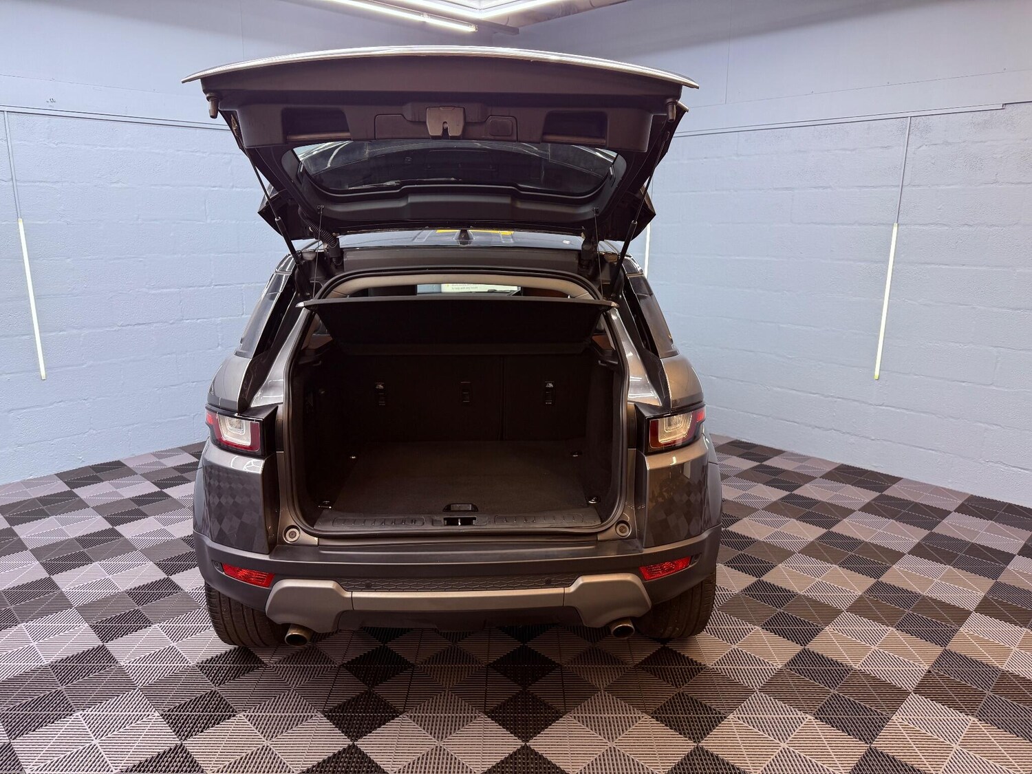 Used Land Rover Range Rover Evoque 2016 for sale - 76432130: Photo 36