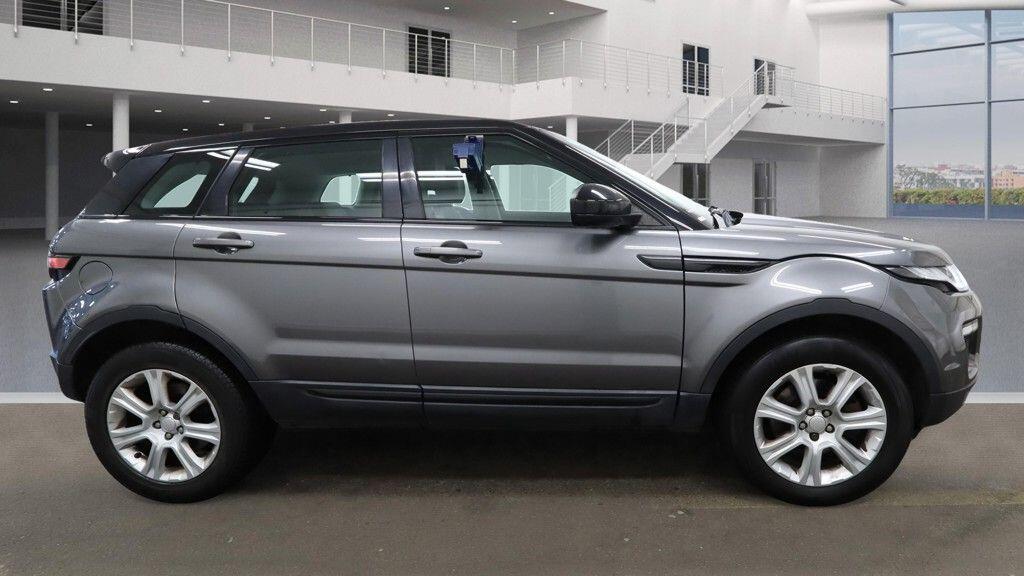 Used Land Rover Range Rover Evoque 2016 for sale - 76432130: Photo 5