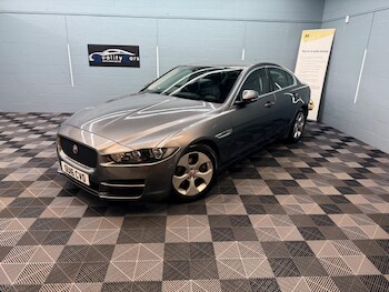 Used Jaguar XE 2016 for sale - 77793869: Photo