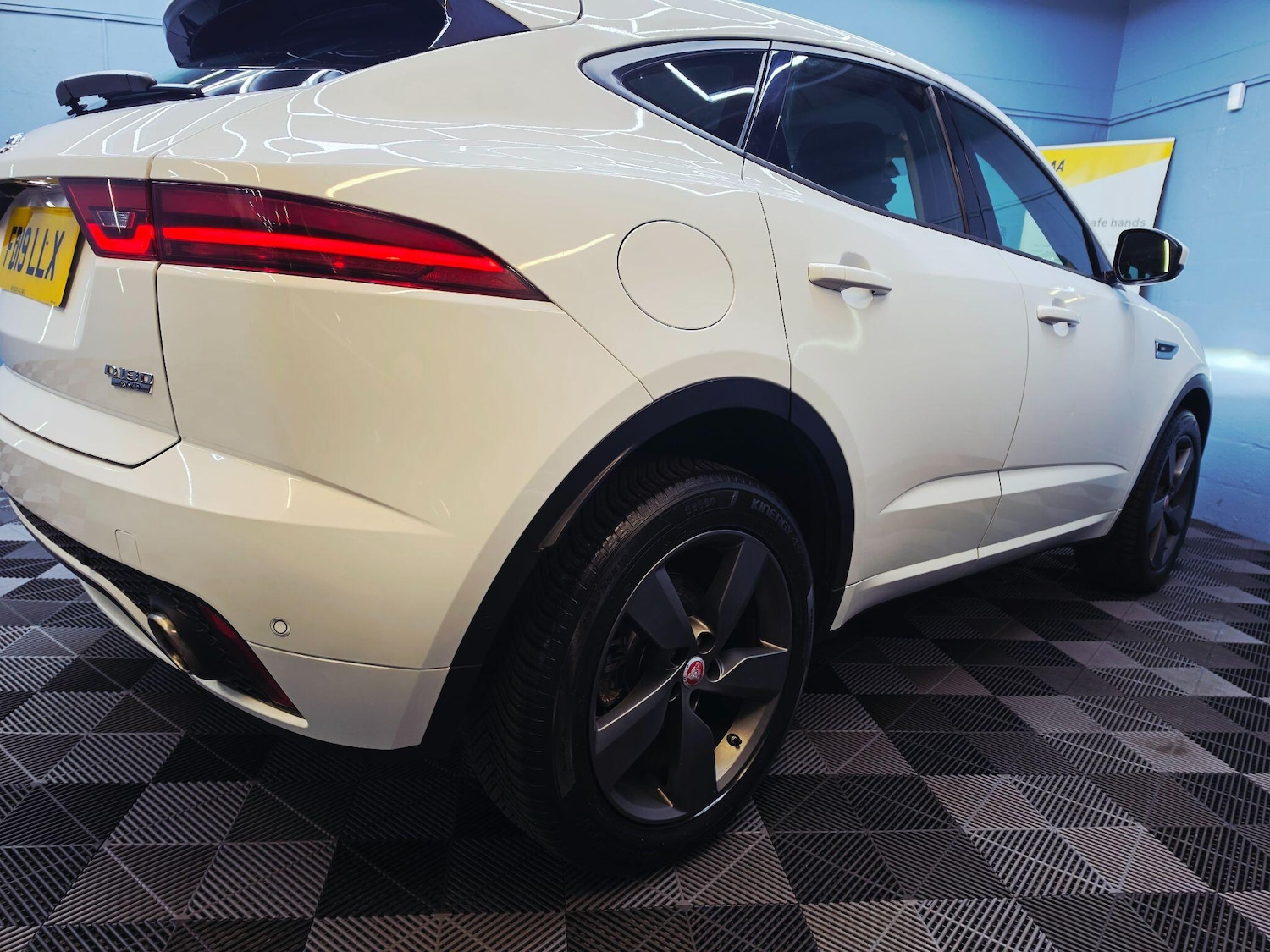 Used Jaguar E-Pace 2019 for sale - 78148362: Photo 10