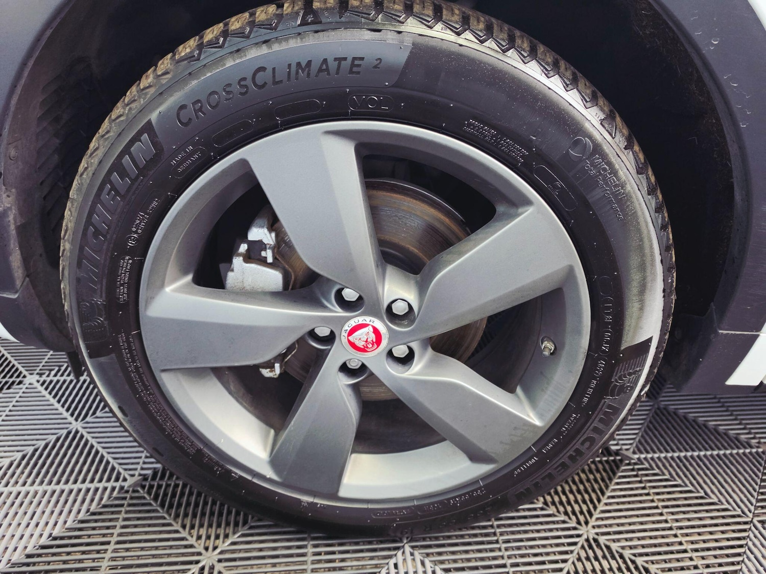 Used Jaguar E-Pace 2019 for sale - 78148362: Photo 35