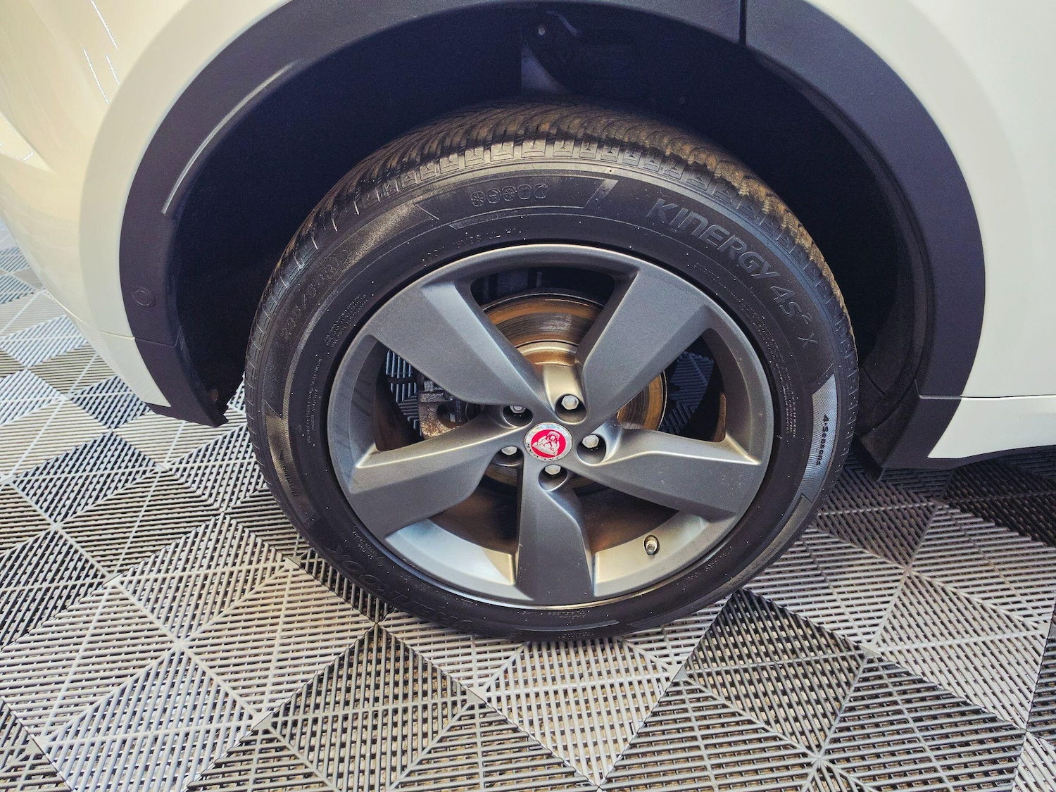 Used Jaguar E-Pace 2019 for sale - 78148362: Photo 38