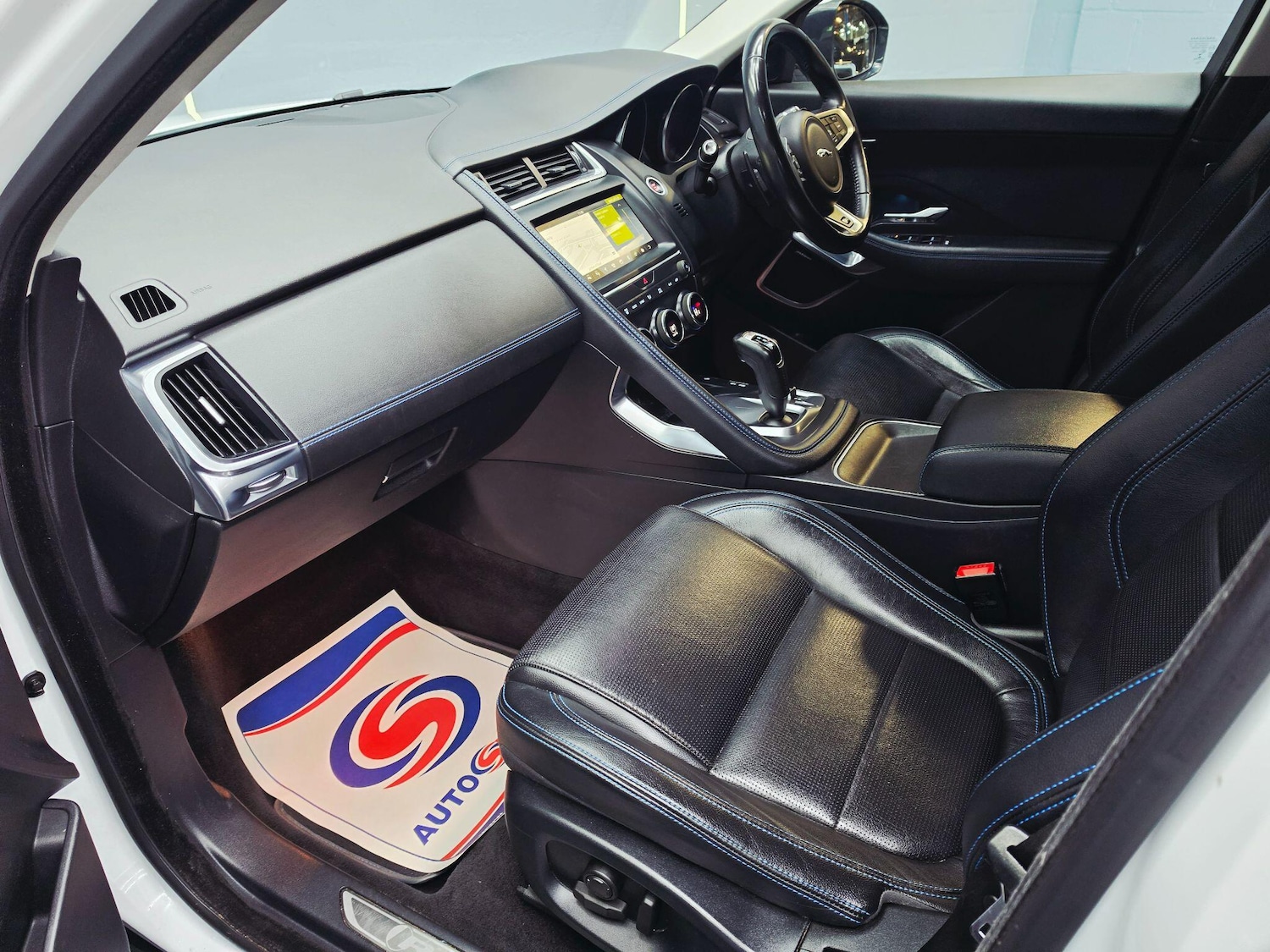 Used Jaguar E-Pace 2019 for sale - 78148362: Photo 48