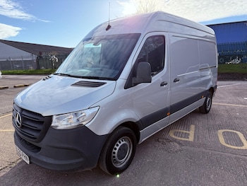 Mercedes-Benz Sprinter feature image