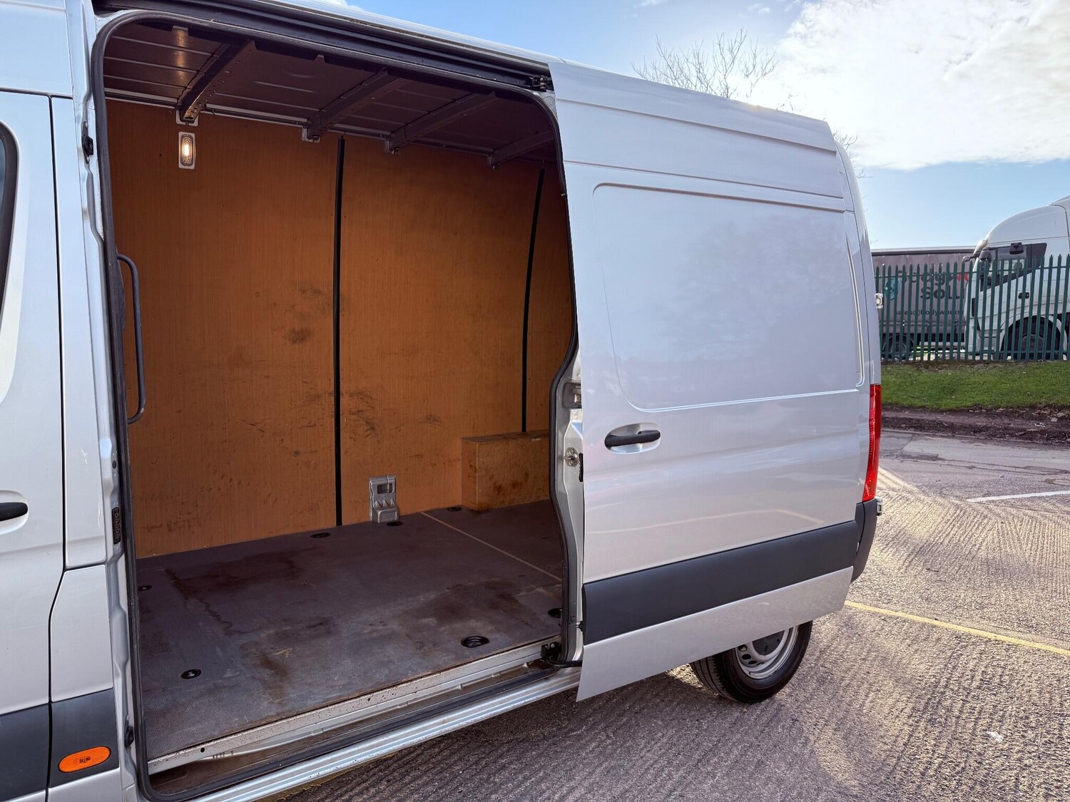 Used Mercedes-Benz Sprinter 2020 for sale - 77496029: Photo 26