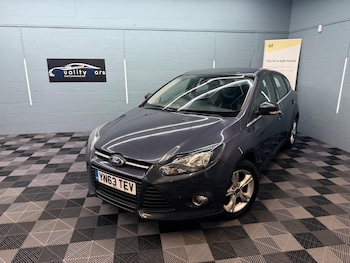 Used Ford Focus 2013 for sale - 77387007: Photo