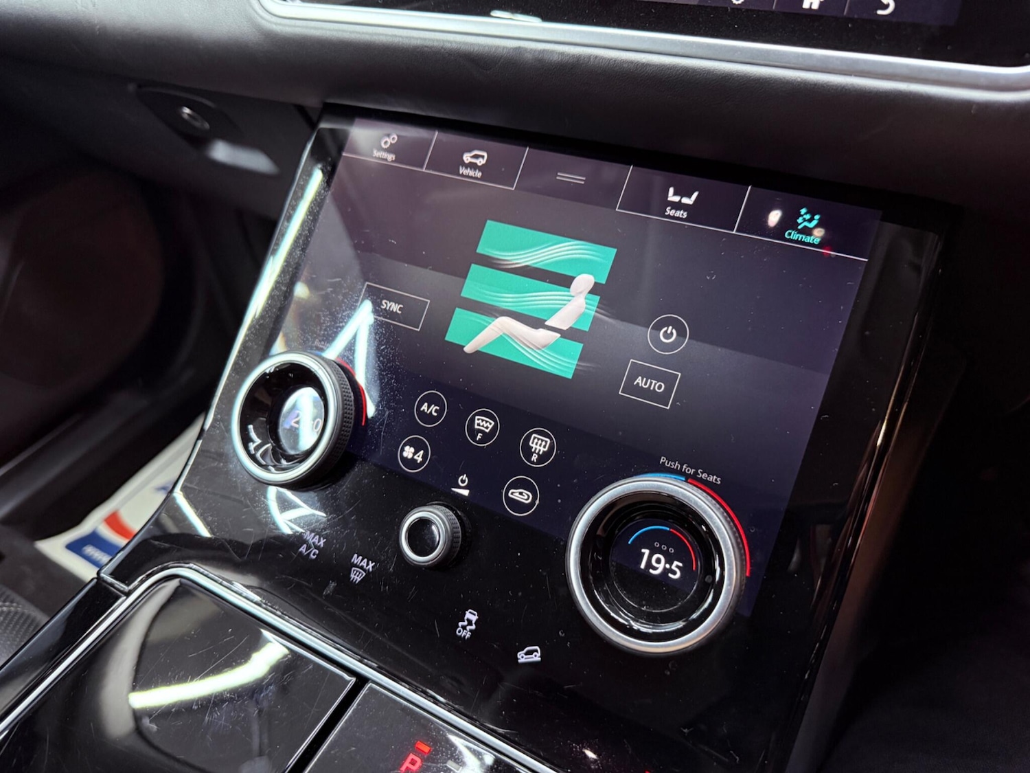 Used Land Rover Range Rover Velar 2019 for sale - 78185653: Photo 10