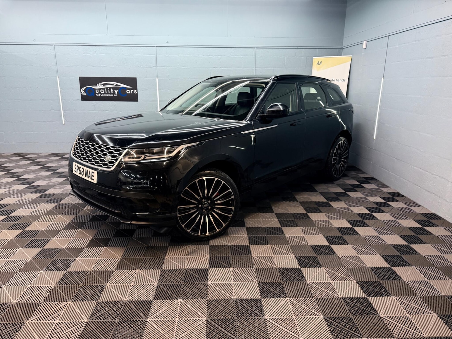 Used Land Rover Range Rover Velar 2019 for sale - 78185653: Photo 3