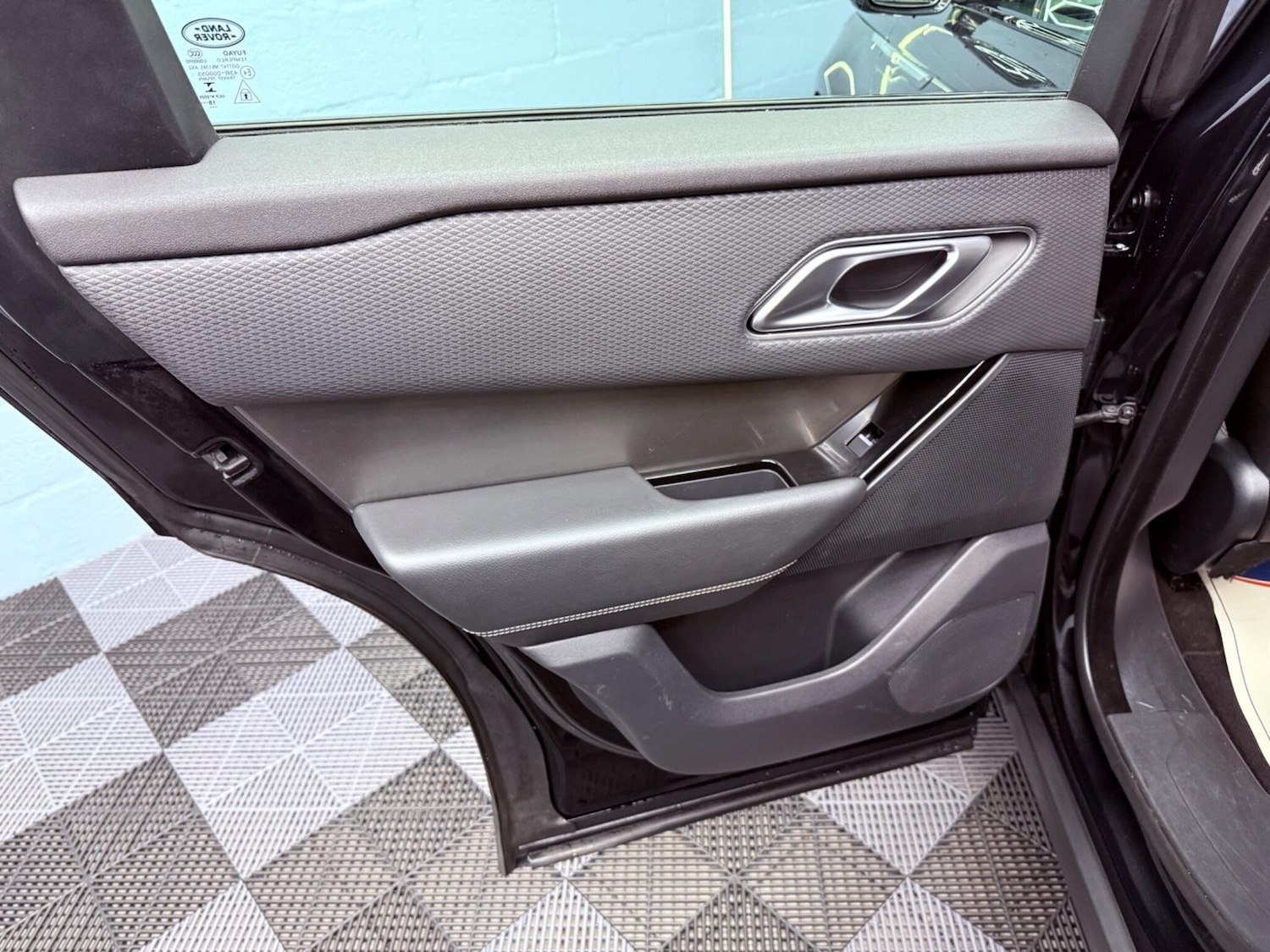 Used Land Rover Range Rover Velar 2019 for sale - 78185653: Photo 35