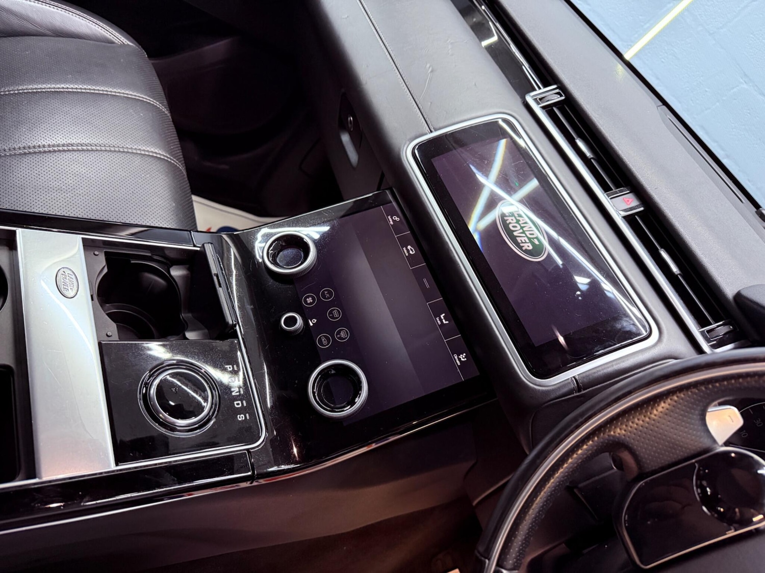 Used Land Rover Range Rover Velar 2019 for sale - 78185653: Photo 53