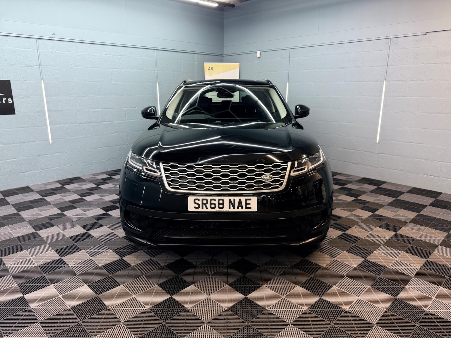 Used Land Rover Range Rover Velar 2019 for sale - 78185653: Photo 8