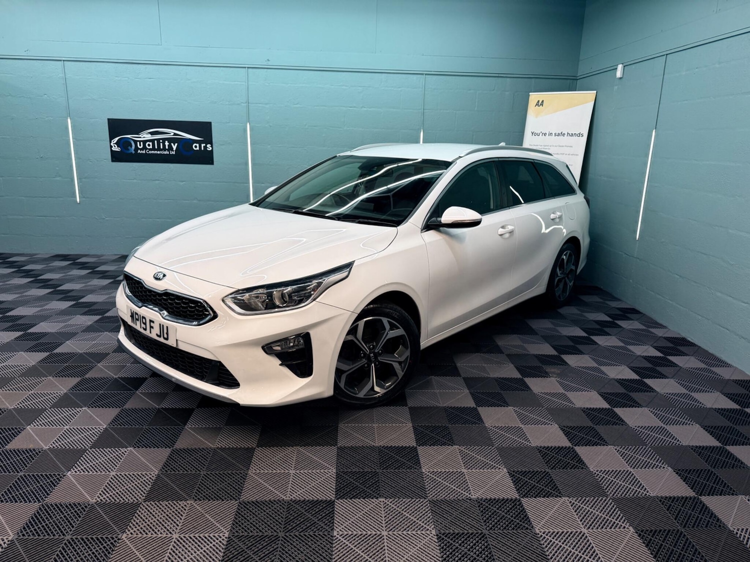 Used Kia Ceed 2019 for sale - 76388127: Photo 2