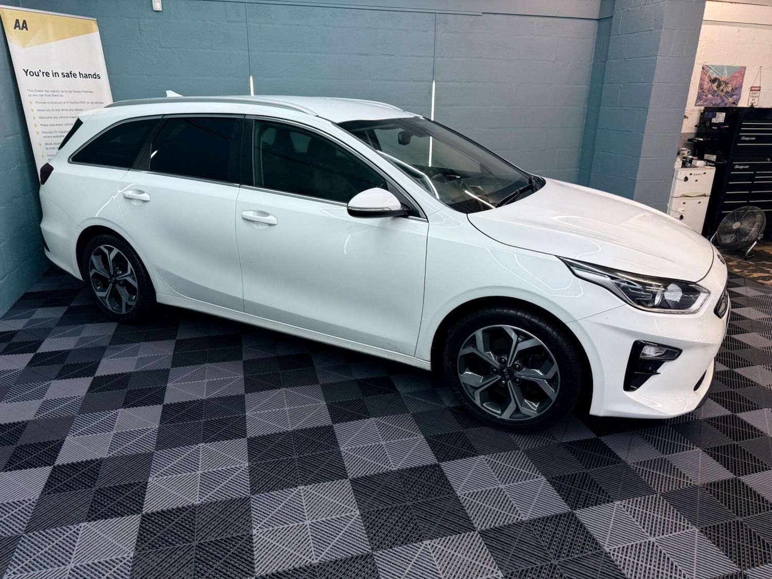 Used Kia Ceed 2019 for sale - 76388127: Photo 3