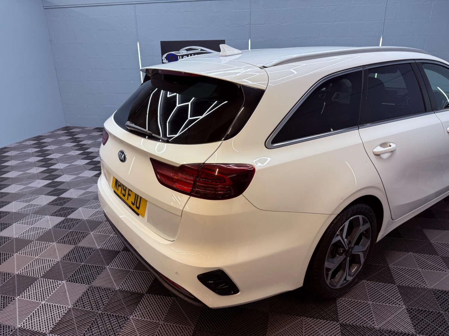 Used Kia Ceed 2019 for sale - 76388127: Photo 40