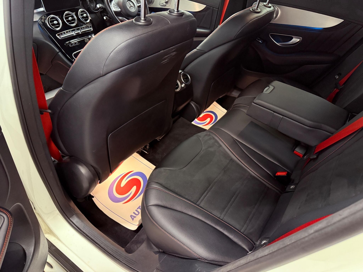 Used Mercedes-Benz GLC 2017 for sale - 76513097: Photo 32