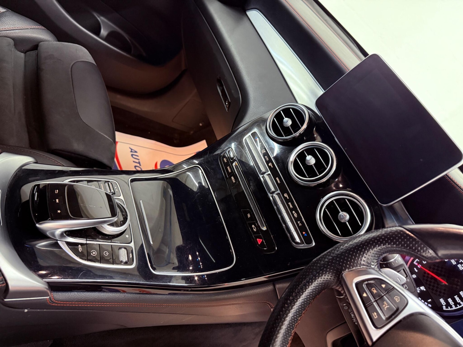 Used Mercedes-Benz GLC 2017 for sale - 76513097: Photo 52