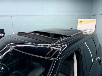 Used Land Rover Range Rover Sport 2019 for sale - 79509400: Photo