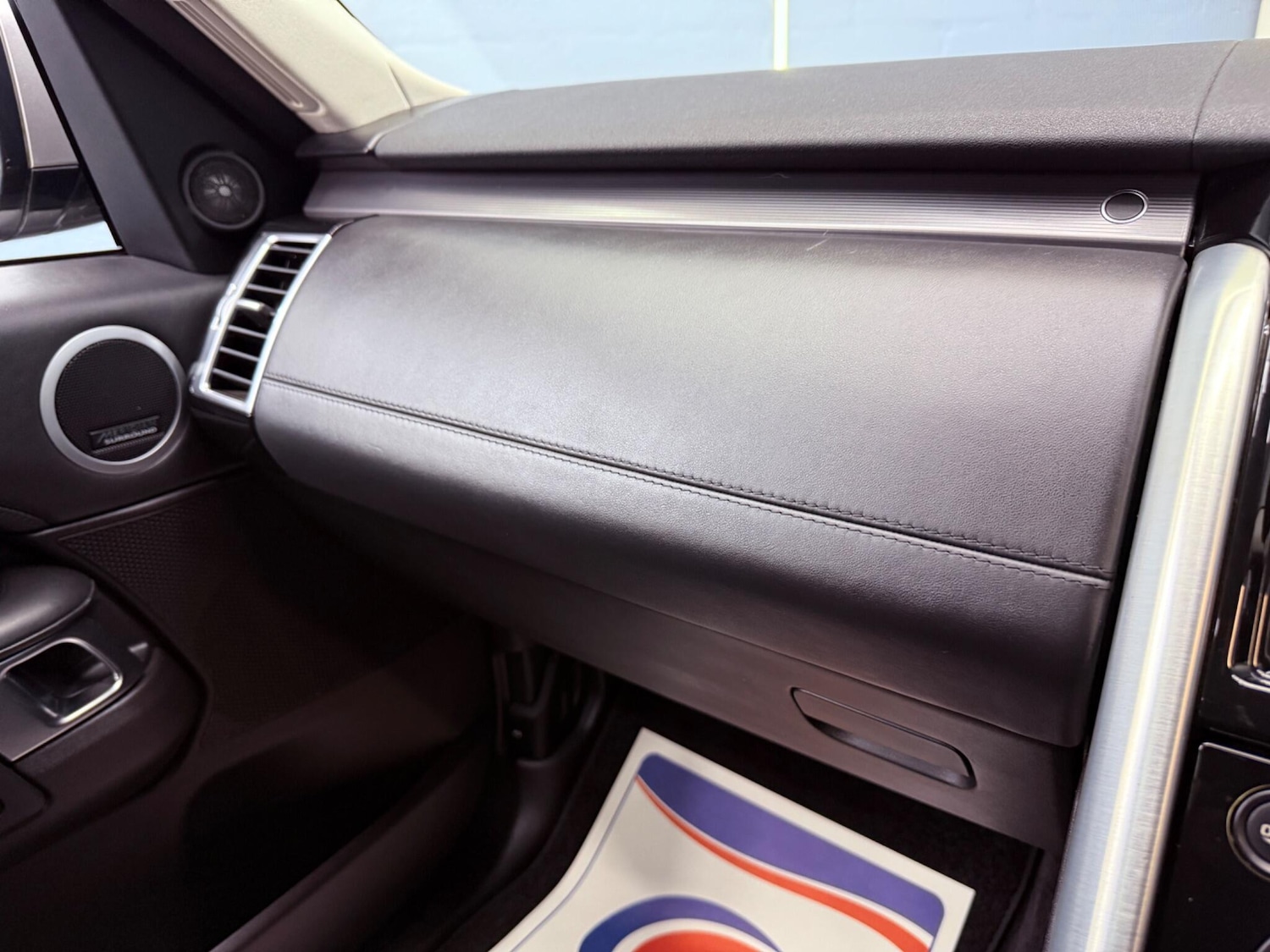 Used Land Rover Discovery 2017 for sale - 77386572: Photo 17