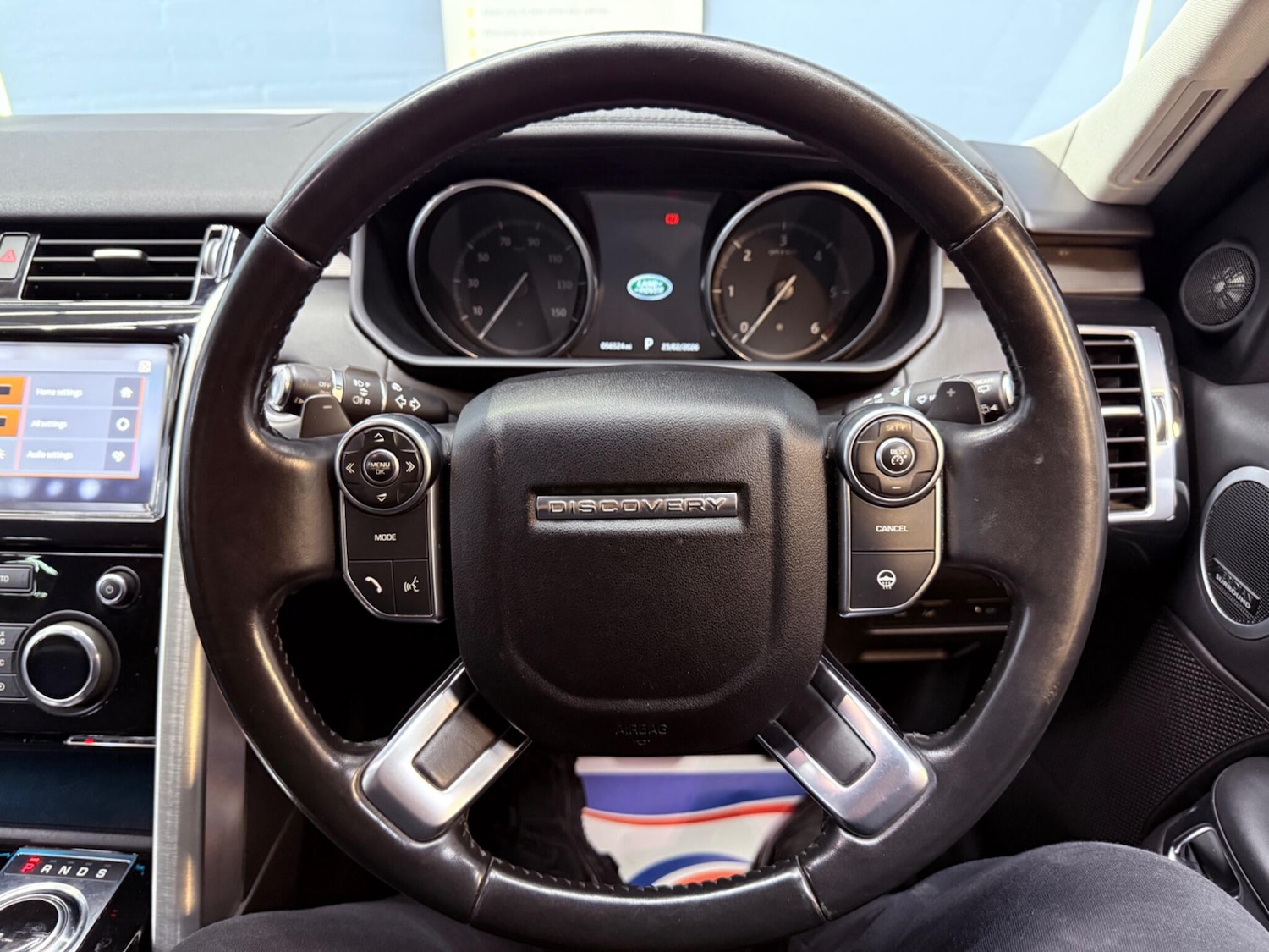 Used Land Rover Discovery 2017 for sale - 77386572: Photo 25