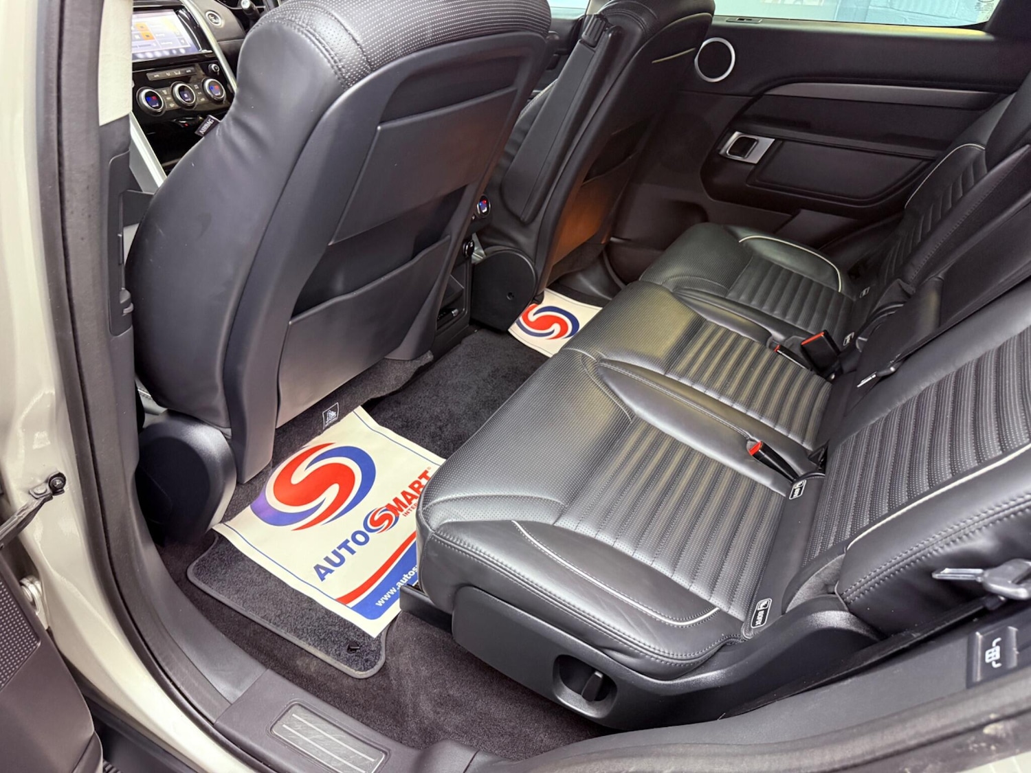 Used Land Rover Discovery 2017 for sale - 77386572: Photo 40