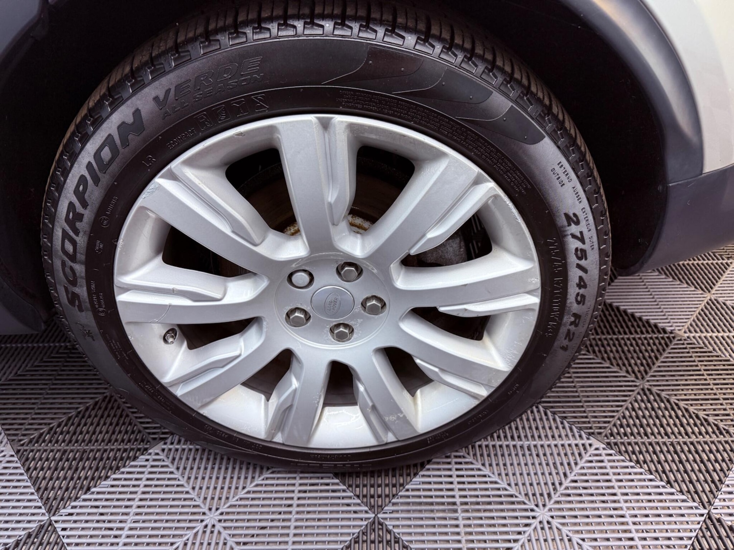 Used Land Rover Discovery 2017 for sale - 77386572: Photo 42