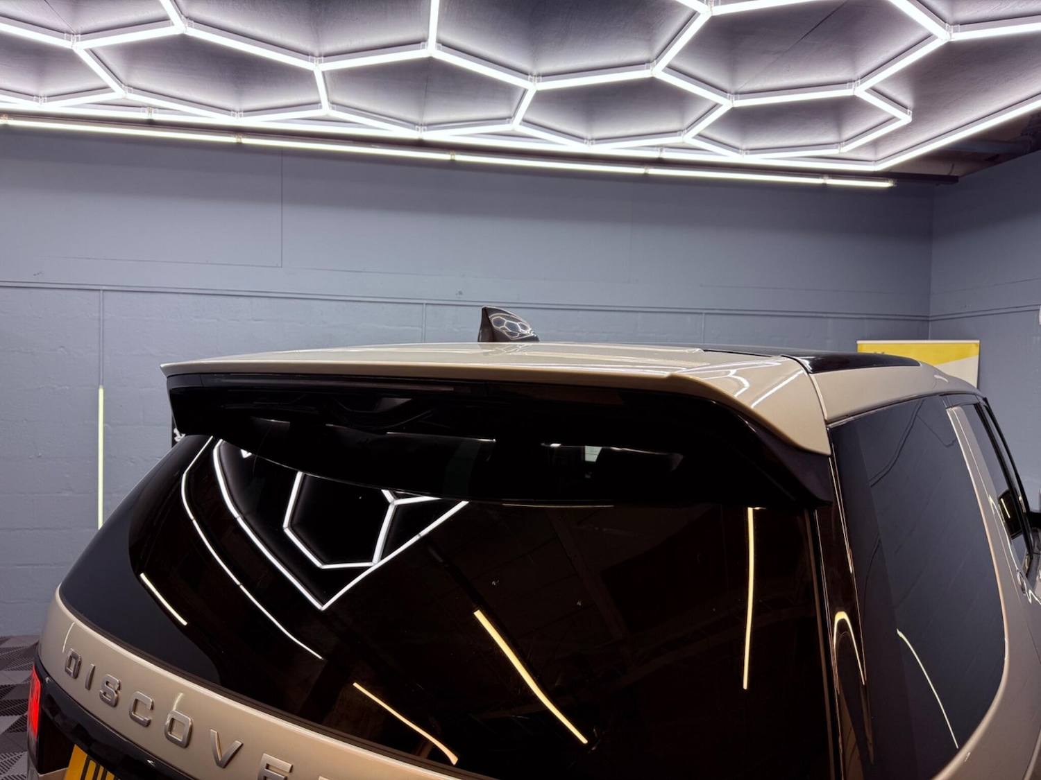 Used Land Rover Discovery 2017 for sale - 77386572: Photo 50