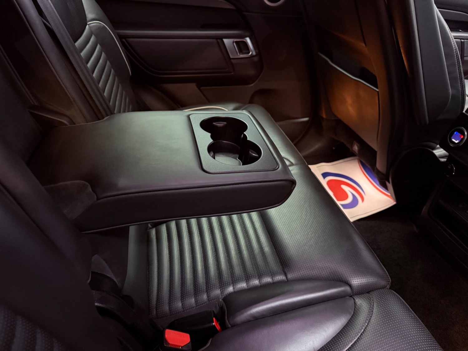 Used Land Rover Discovery 2017 for sale - 77386572: Photo 61