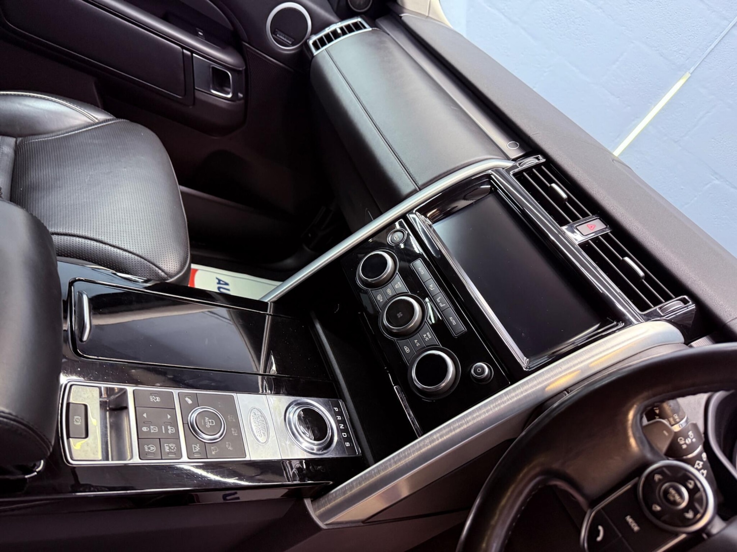 Used Land Rover Discovery 2017 for sale - 77386572: Photo 68