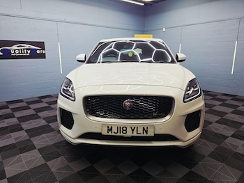 Used Jaguar E-Pace 2018 for sale - 79259560: Photo