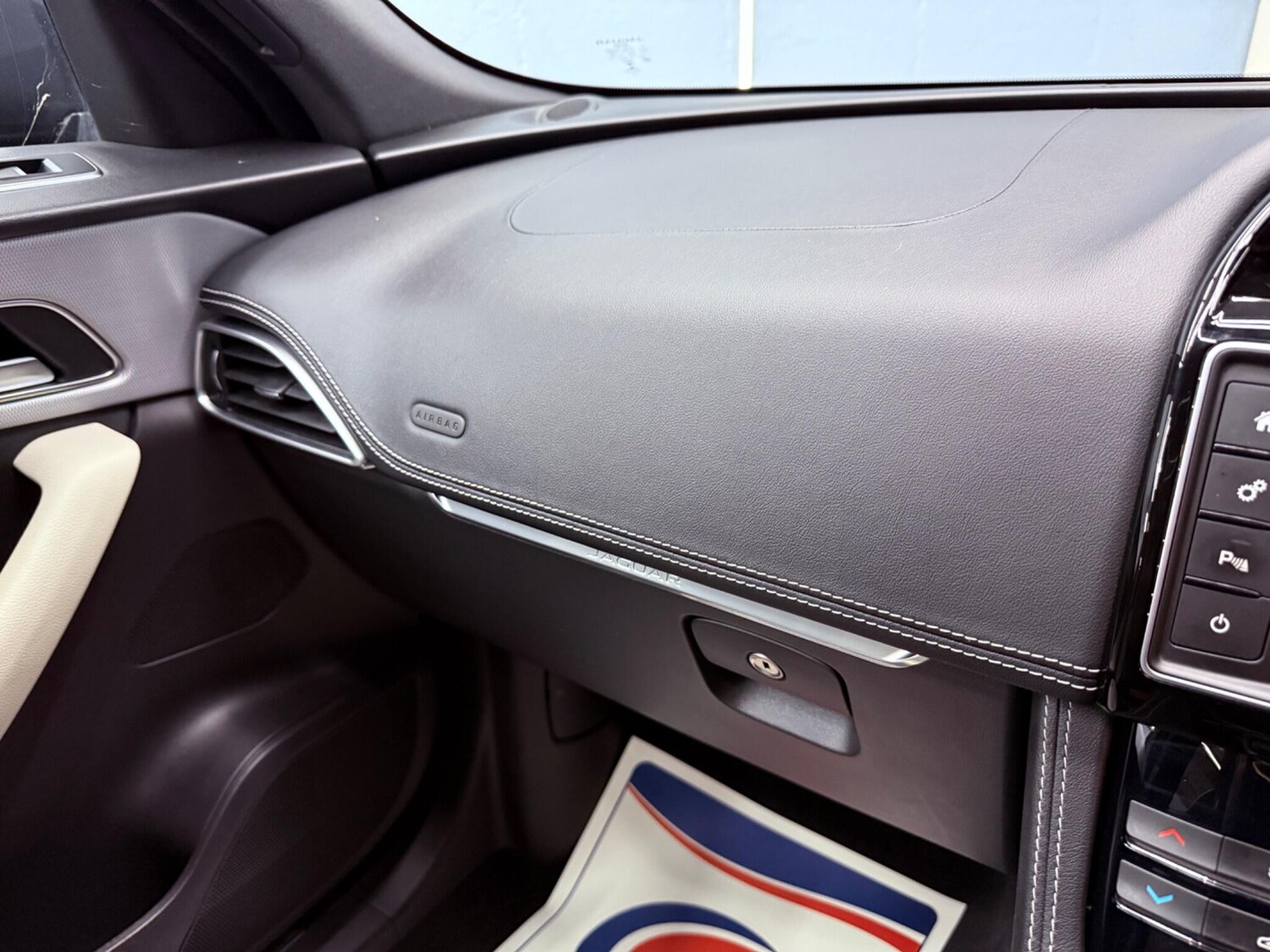 Used Jaguar F-Pace for sale - 77510813: Photo 16