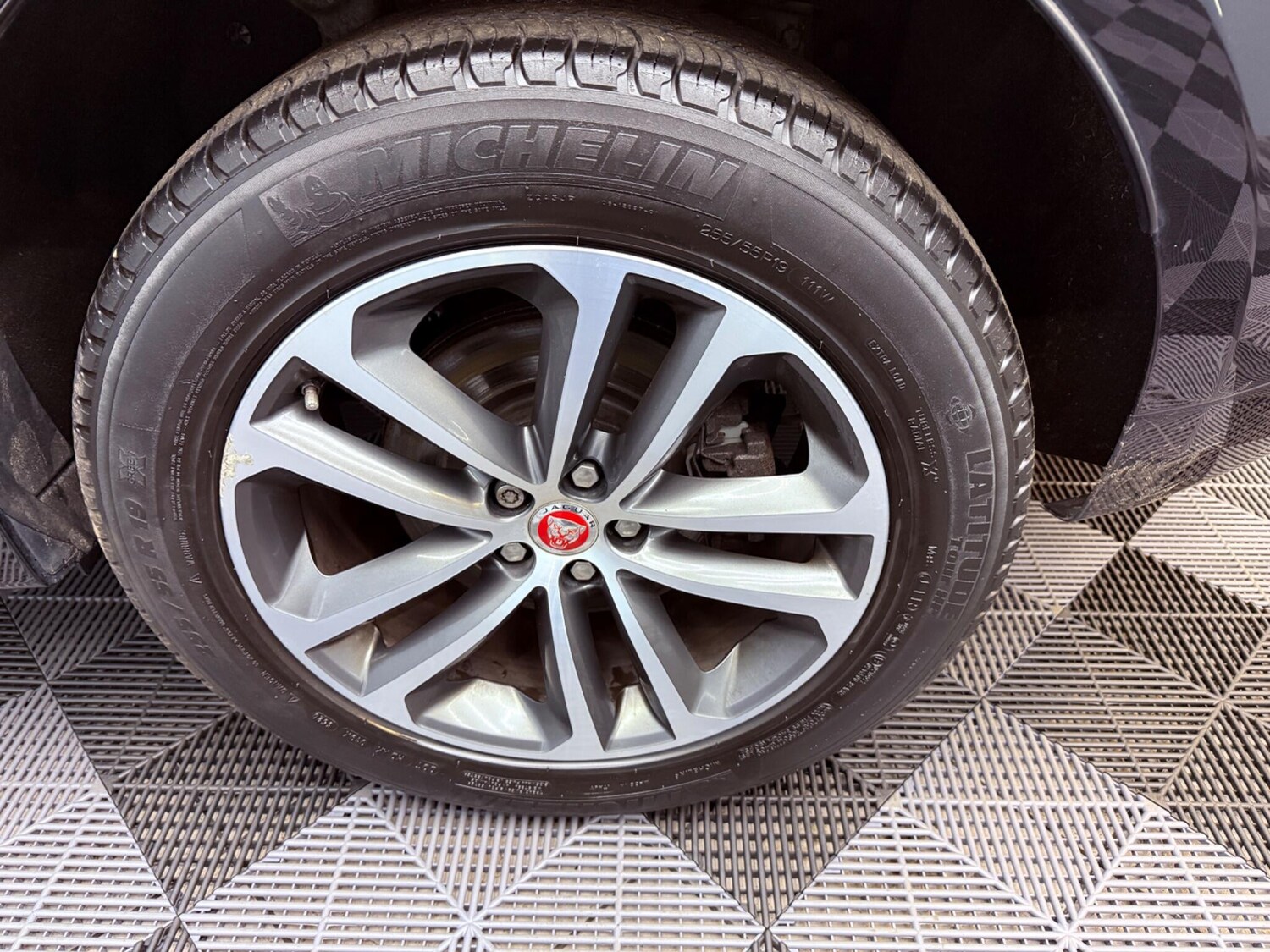 Used Jaguar F-Pace for sale - 77510813: Photo 38