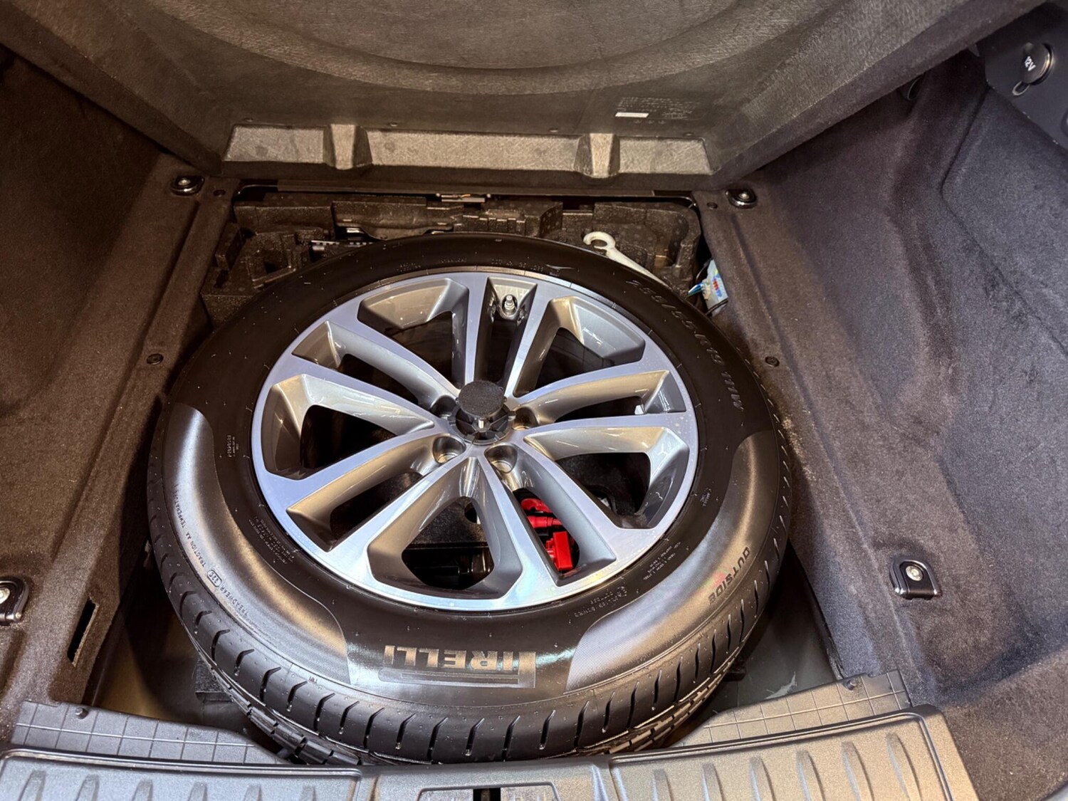 Used Jaguar F-Pace for sale - 77510813: Photo 40