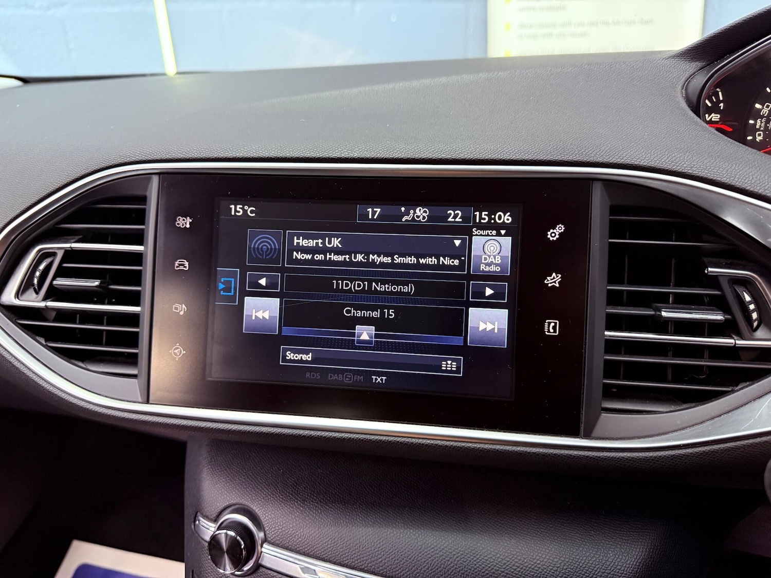 Used Peugeot 308 2015 for sale - 76572331: Photo 11