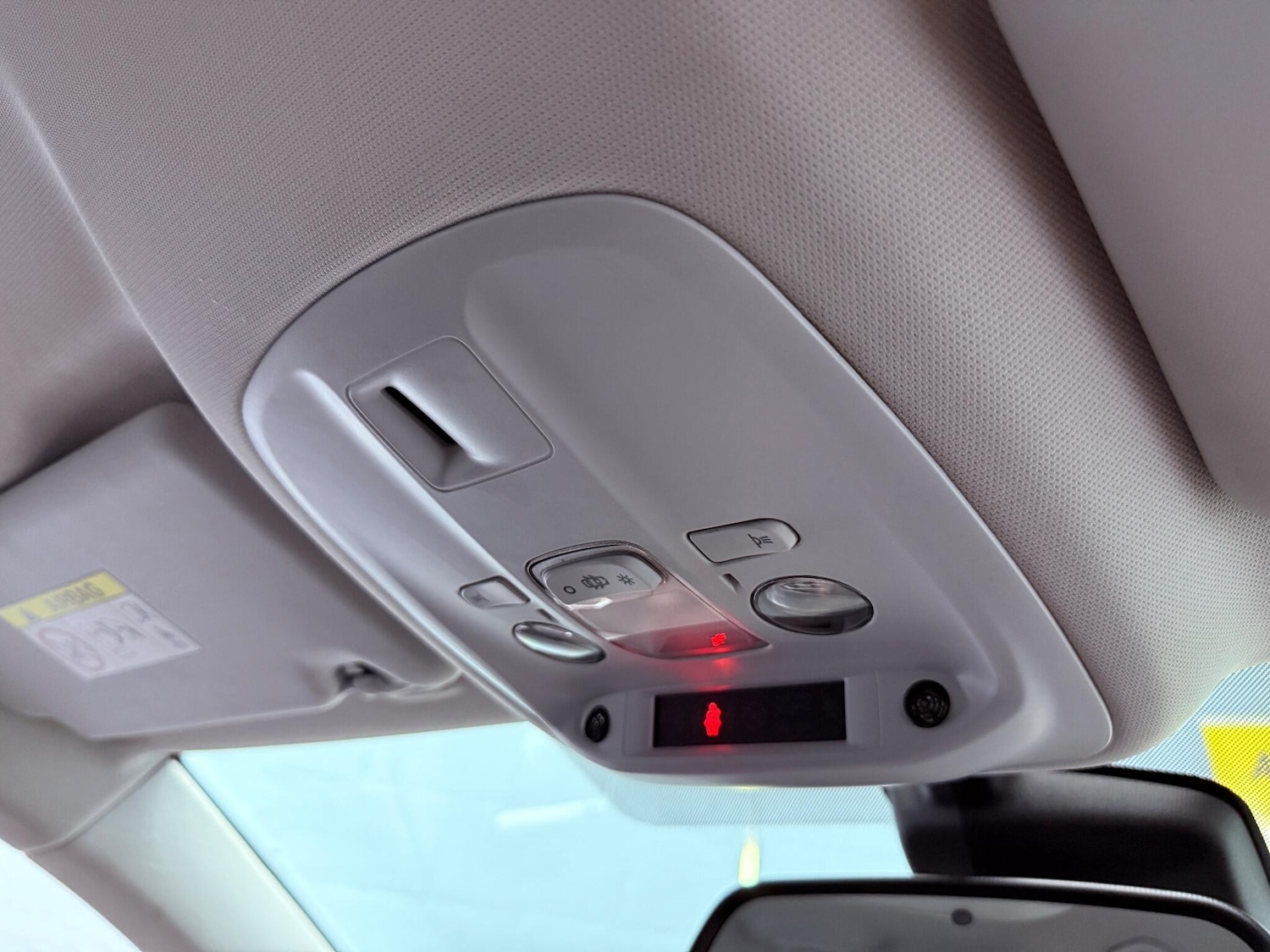 Used Peugeot 308 2015 for sale - 76572331: Photo 13