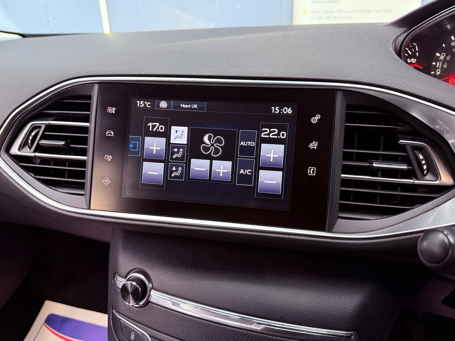 Used Peugeot 308 2015 for sale - 76572331: Photo 16