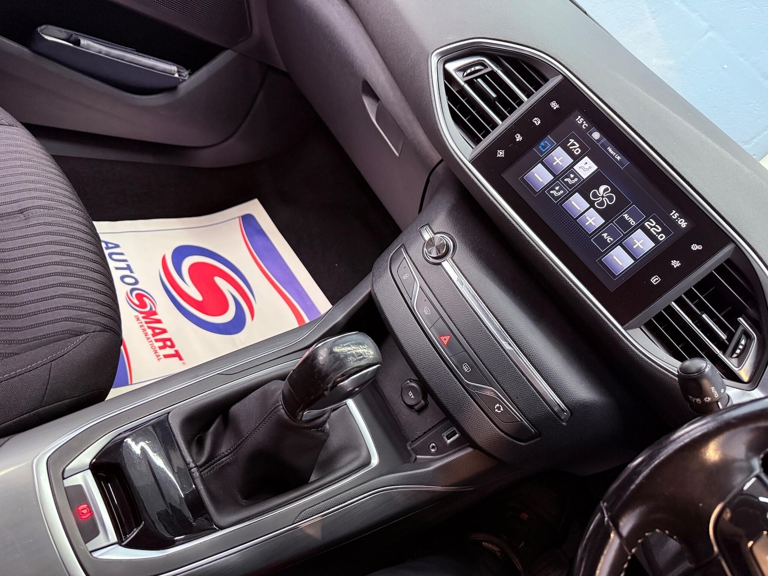 Used Peugeot 308 2015 for sale - 76572331: Photo 19