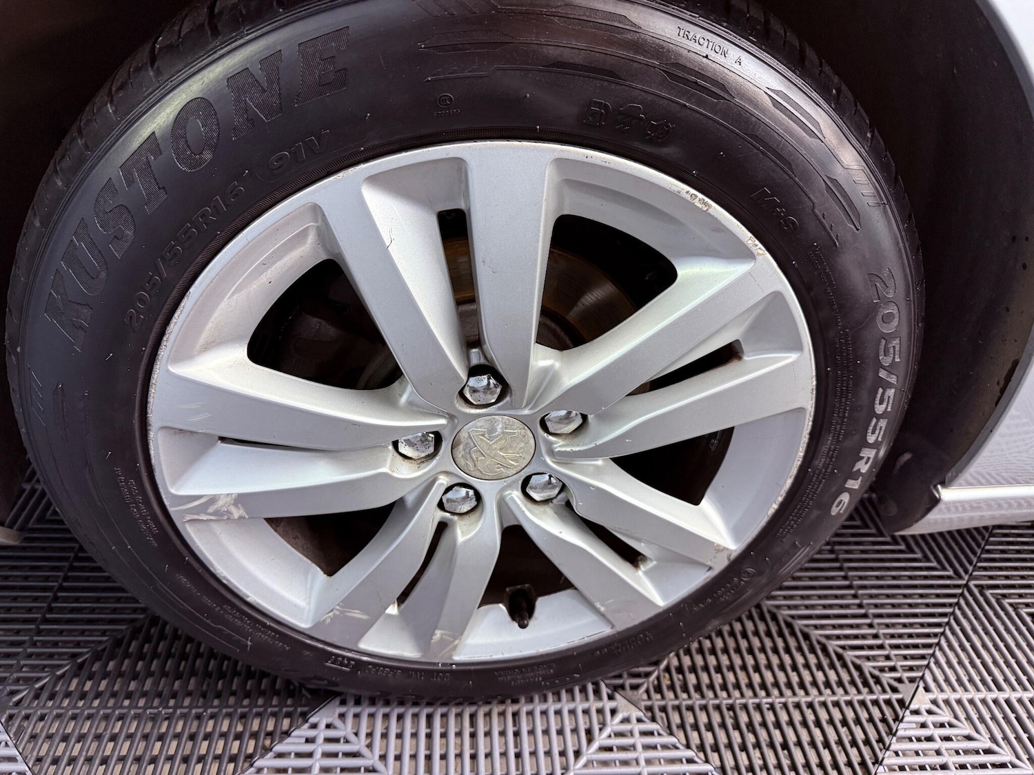 Used Peugeot 308 2015 for sale - 76572331: Photo 24