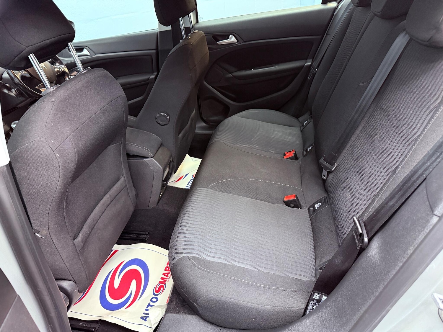 Used Peugeot 308 2015 for sale - 76572331: Photo 31